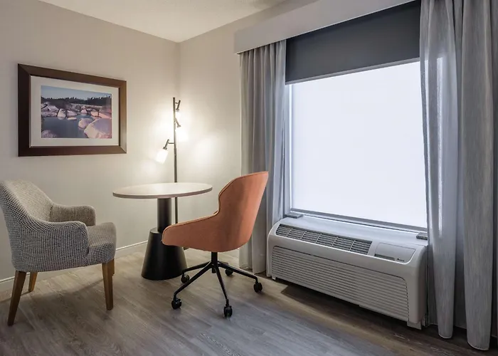 Hampton Inn & Suites By Hilton Moncton