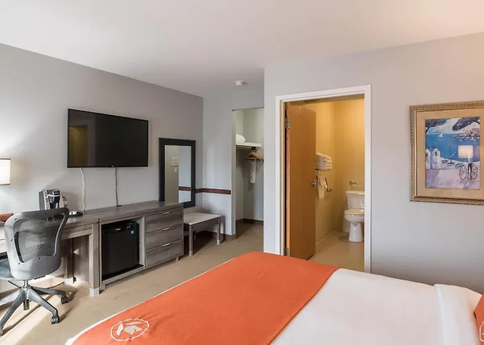 Amsterdam Inn & Suites, An Ascend Collection Hotel
